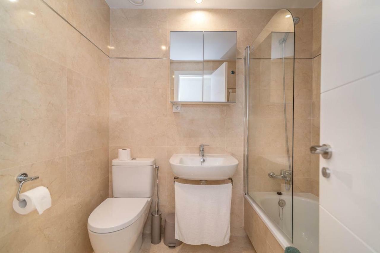 Recently Decorated 2Bdr Penthouse In Fuengirola Apartment Luaran gambar